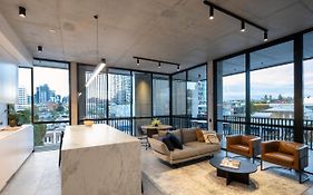 Alfred & Turner Apartments, Luxury 2 Bedroom Condos In The Heart Of The Valley
